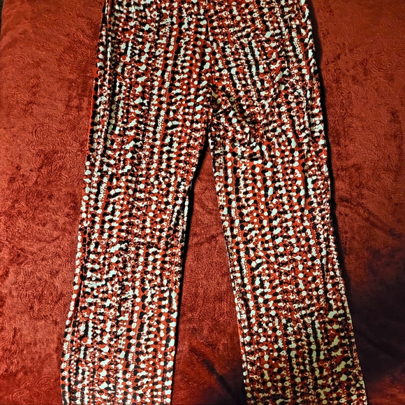 NEW DIRECTIONS Petite Pants Red Print Size PL - Picture 2 of 3